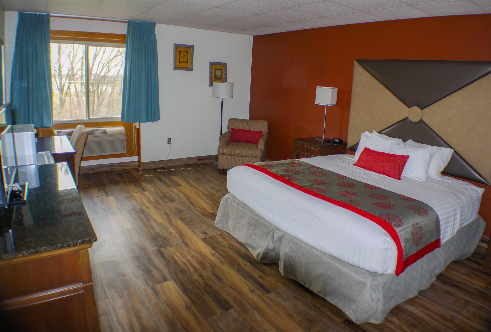 Ramada By Wyndham Albert Lea Exteriör bild